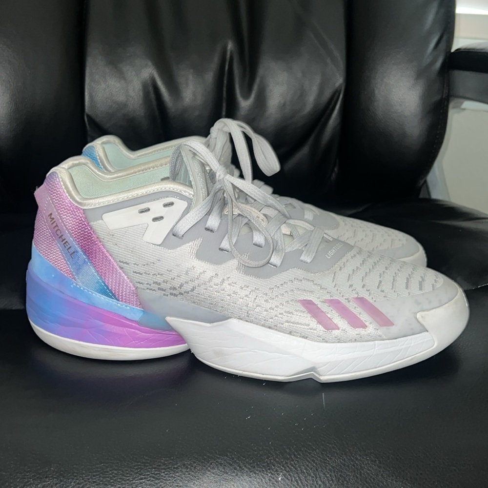 Adidas Donovan Mitchell Issue 4 Purple and Blue Gradient Design